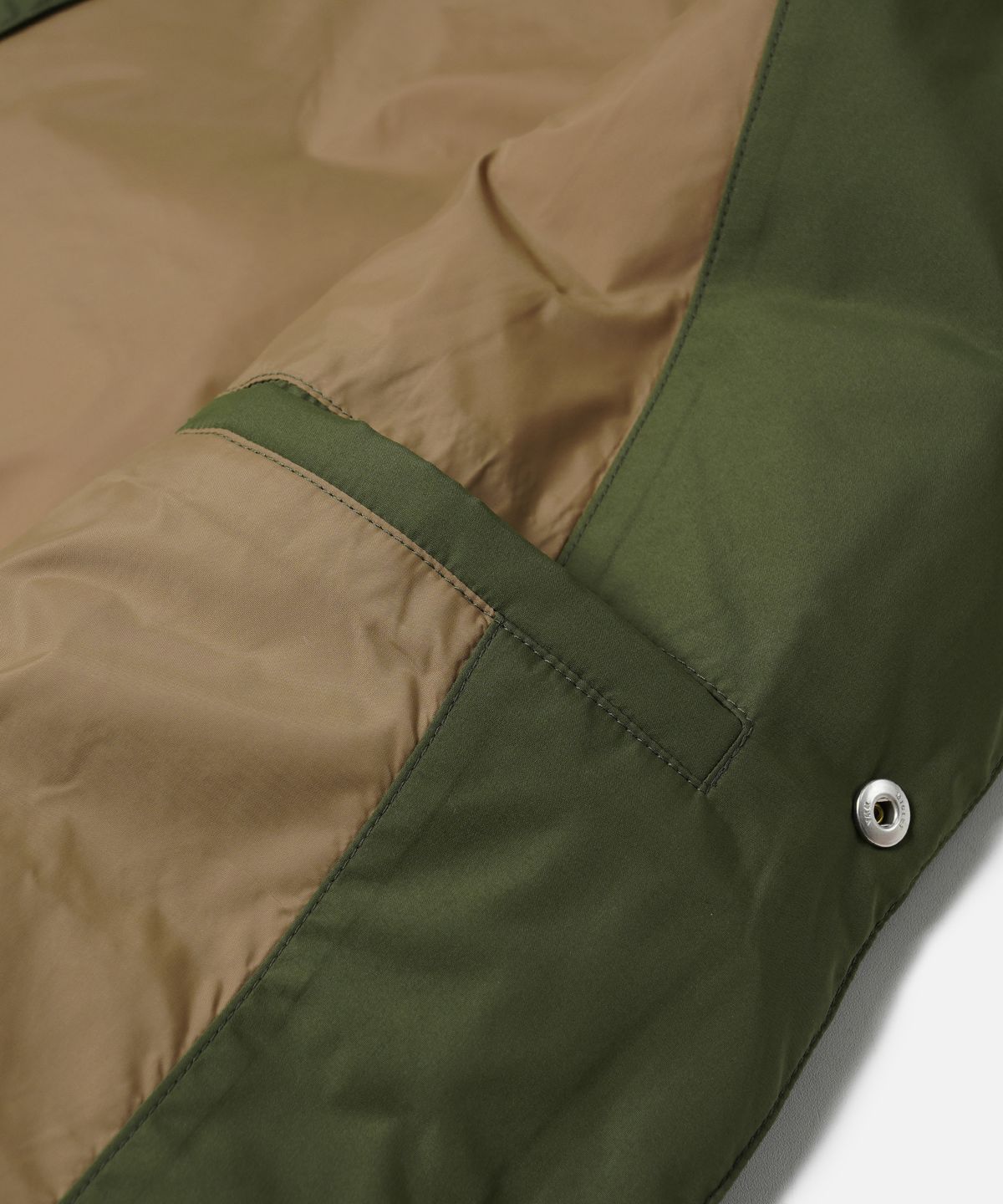 프리즘웍스(FRIZMWORKS) MOUNTAIN DOWN VEST _ OLIVE