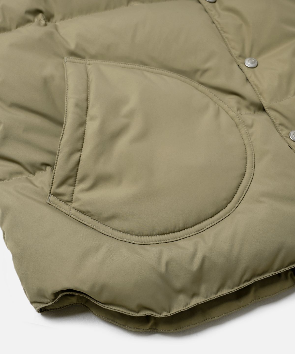 프리즘웍스(FRIZMWORKS) MOUNTAIN DOWN VEST _ BEIGE