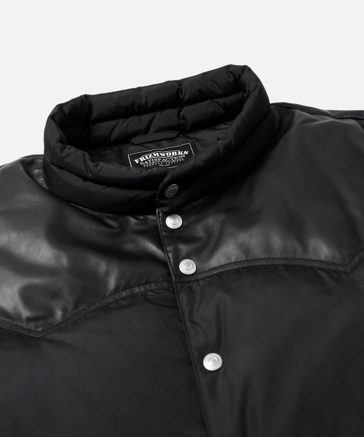 프리즘웍스(FRIZMWORKS) MOUNTAIN DOWN JACKET _ BLACK