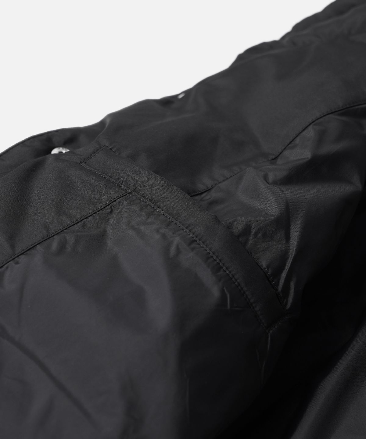 프리즘웍스(FRIZMWORKS) MOUNTAIN DOWN JACKET _ BLACK