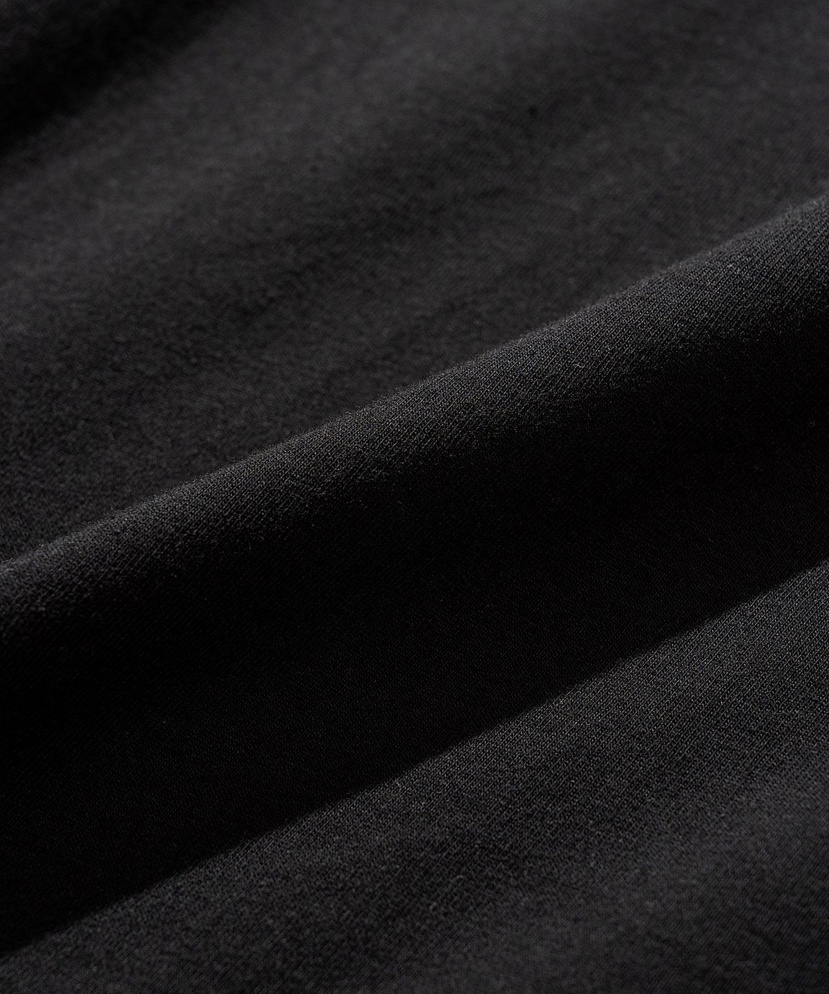 바스틱(VASTIC) MMXV 스타 롱슬리브_블랙