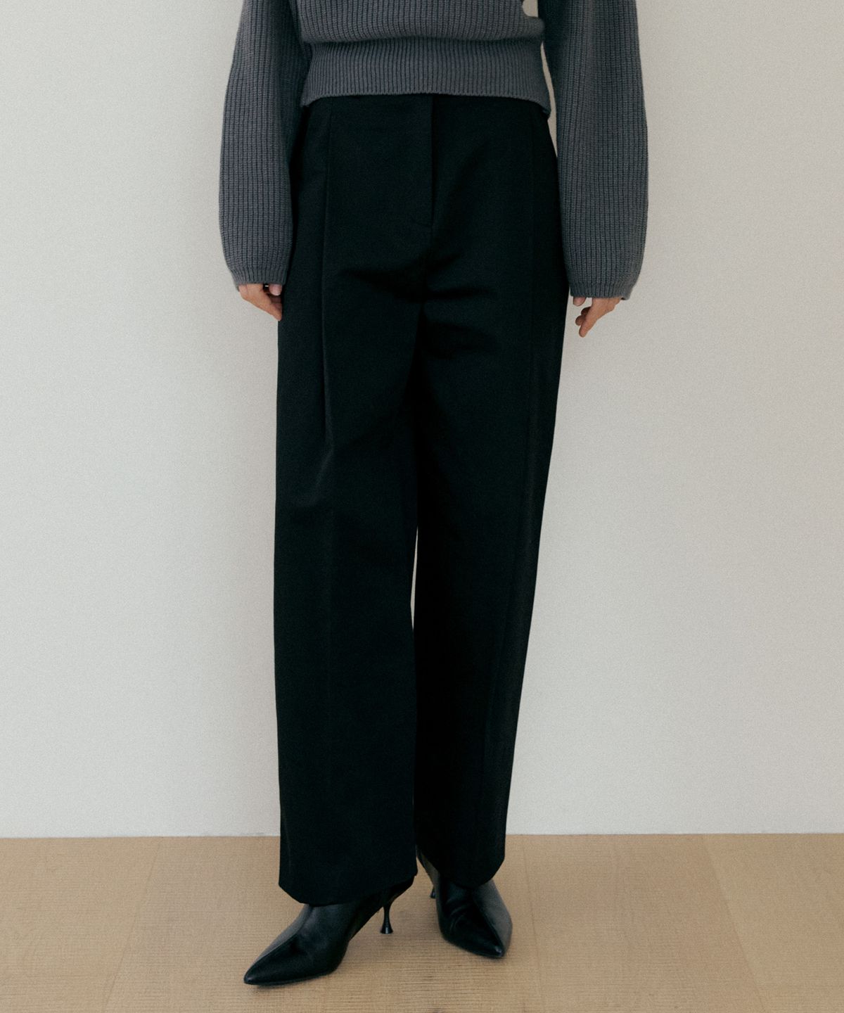 더페니(THE PENNY) BIG POCKET COTTON SLACKS