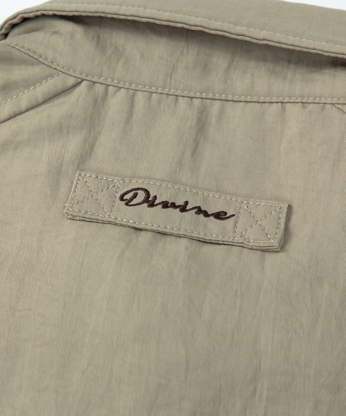 디바인디스턴스(DIVINE DISTANCE) 나일론 래글런 셔츠 [베이지]