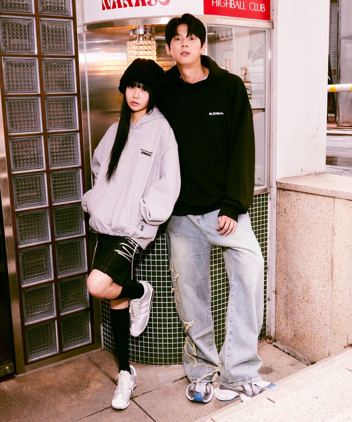엘리메노(ELIMENO) [2PACK] EL 스트리트 아트워크 오버핏 후드티 2종 패키지
