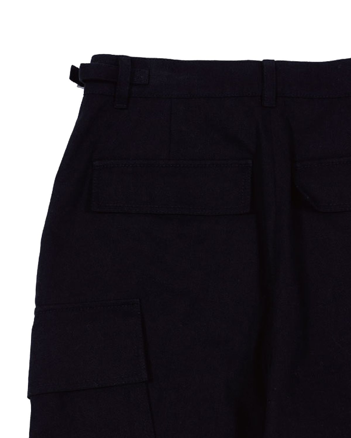 더뮤지엄비지터(THEMUSEUMVISITOR) TEN FLAP POCKET BOOTSCUT CARGO PANTS (BLACK)
