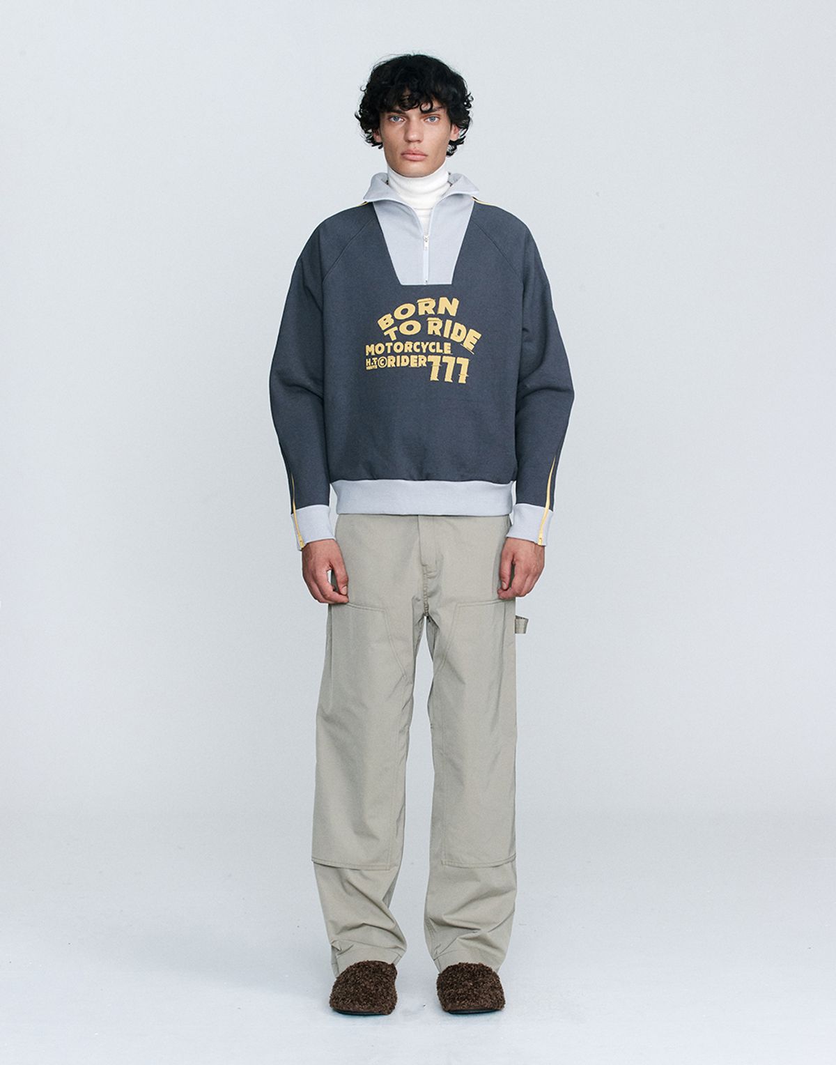 호이테(HEUTE) BORN TO RIDE SWEATSHIRTS (CHARCOAL)