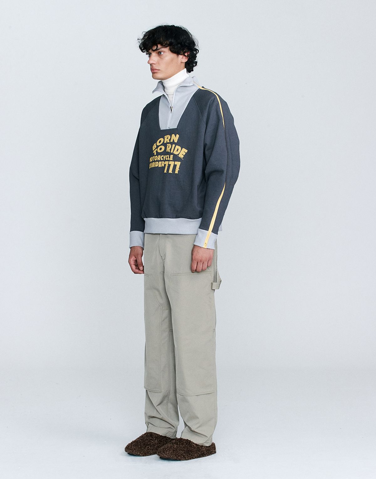 호이테(HEUTE) BORN TO RIDE SWEATSHIRTS (CHARCOAL)