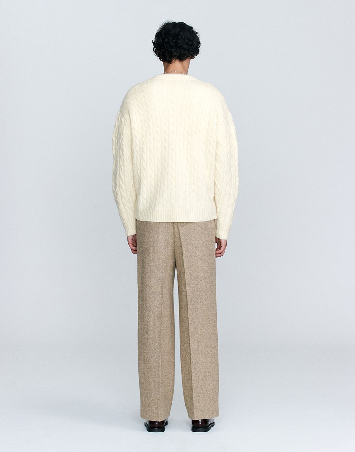 호이테(HEUTE) KID MOHAIR SIGNATURE V NECK (YELLOW)