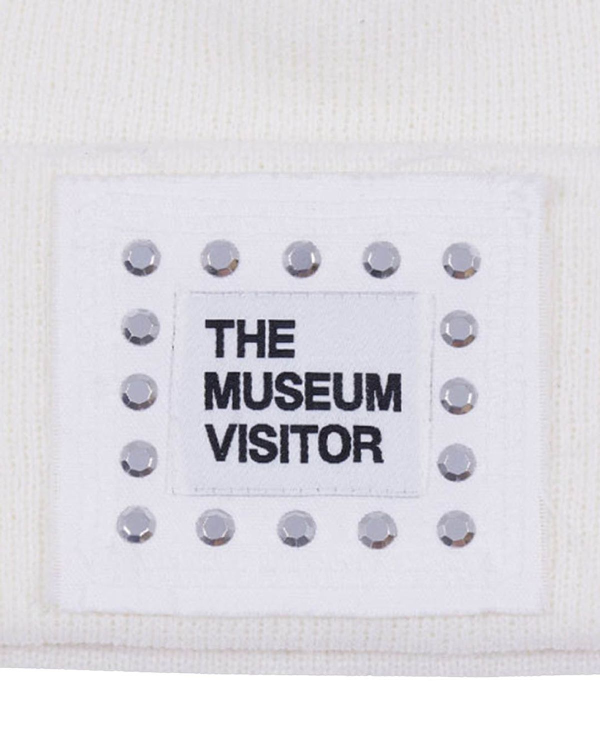 더뮤지엄비지터(THEMUSEUMVISITOR) CUBIC LOGO STITCHED BEANIE (WHITE)