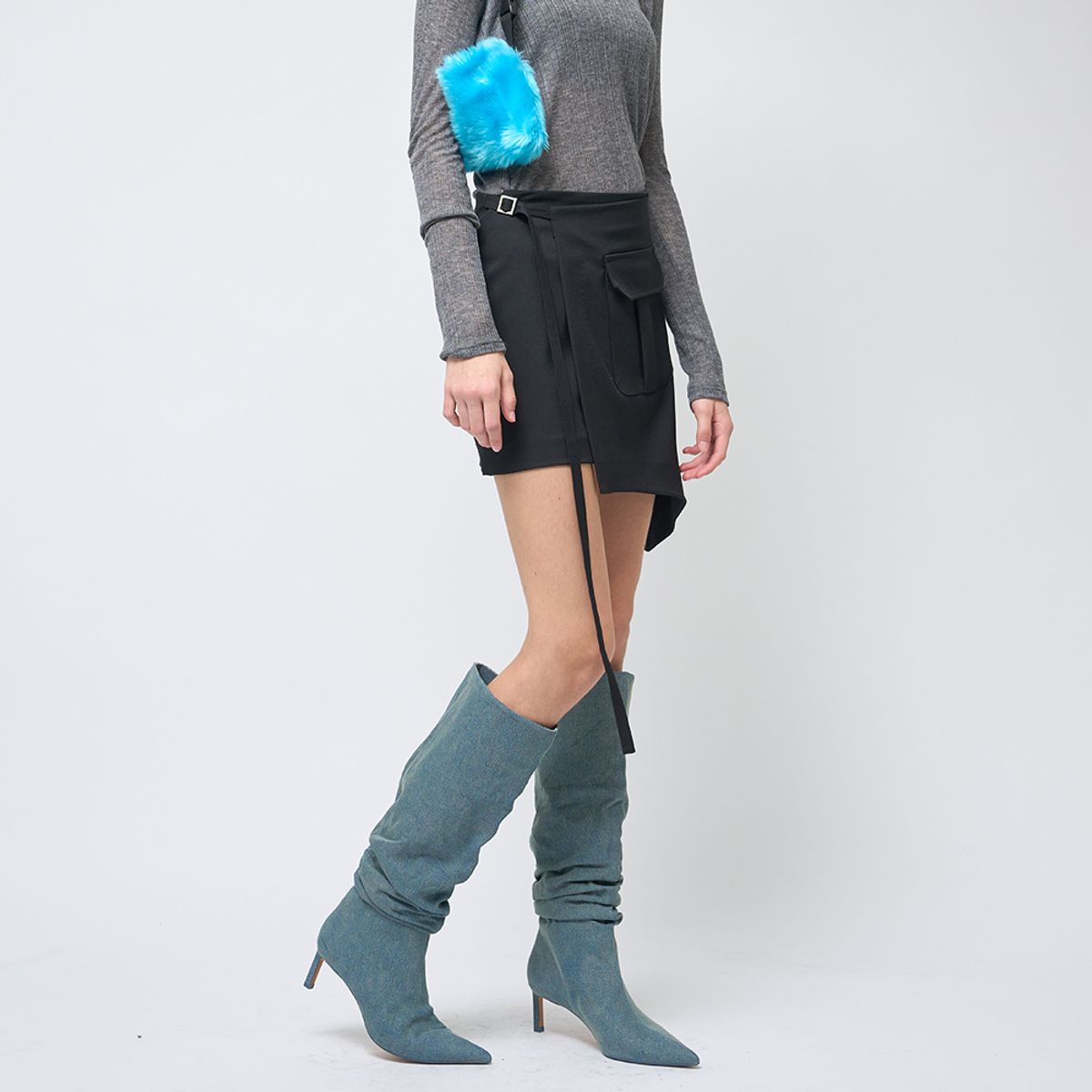 320쇼룸(320SHOWROOM) Unbalance Pocket String Wrap Mini Skirt Black