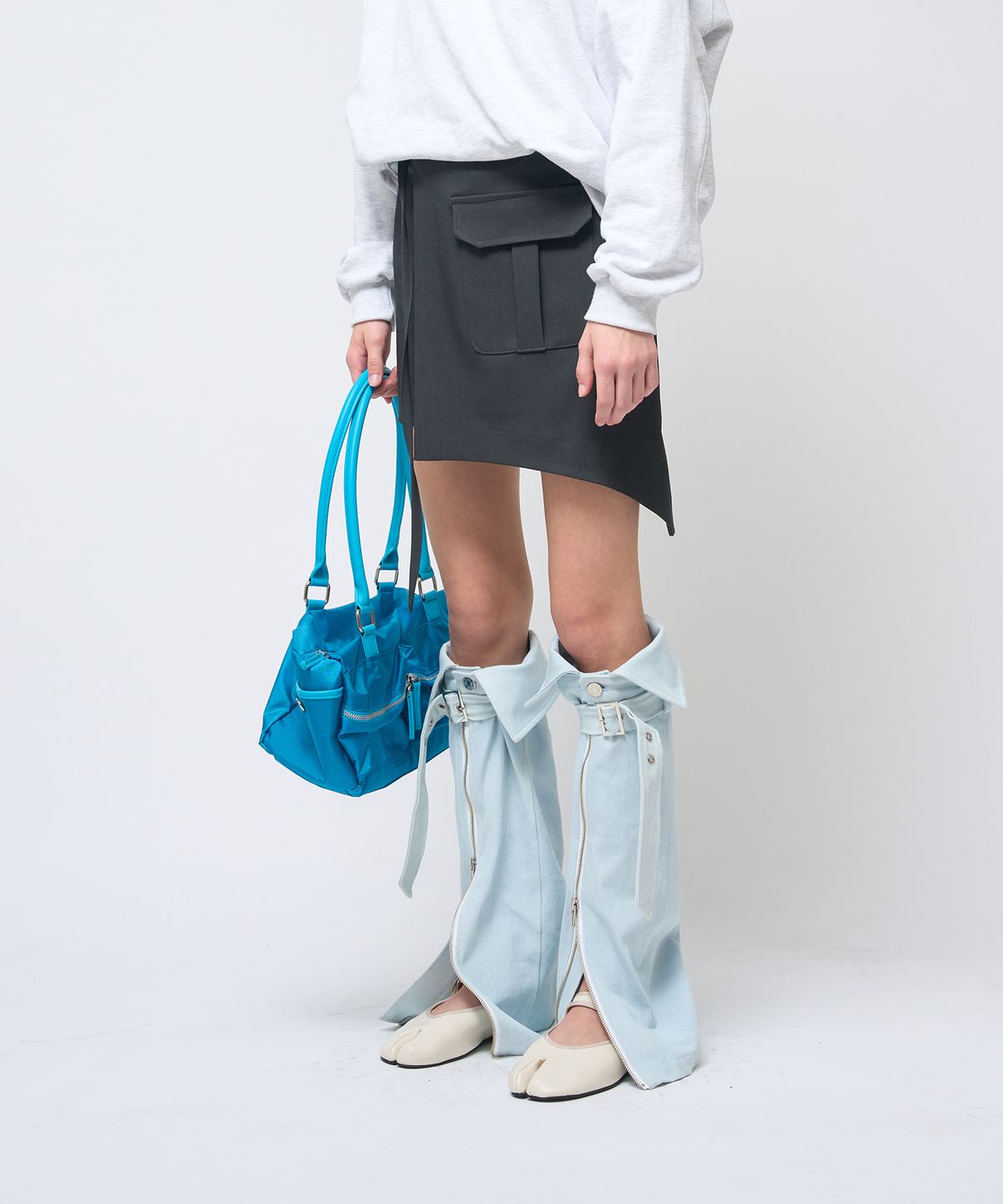320쇼룸(320SHOWROOM) Unbalance Pocket String Wrap Mini Skirt Deep charcoal