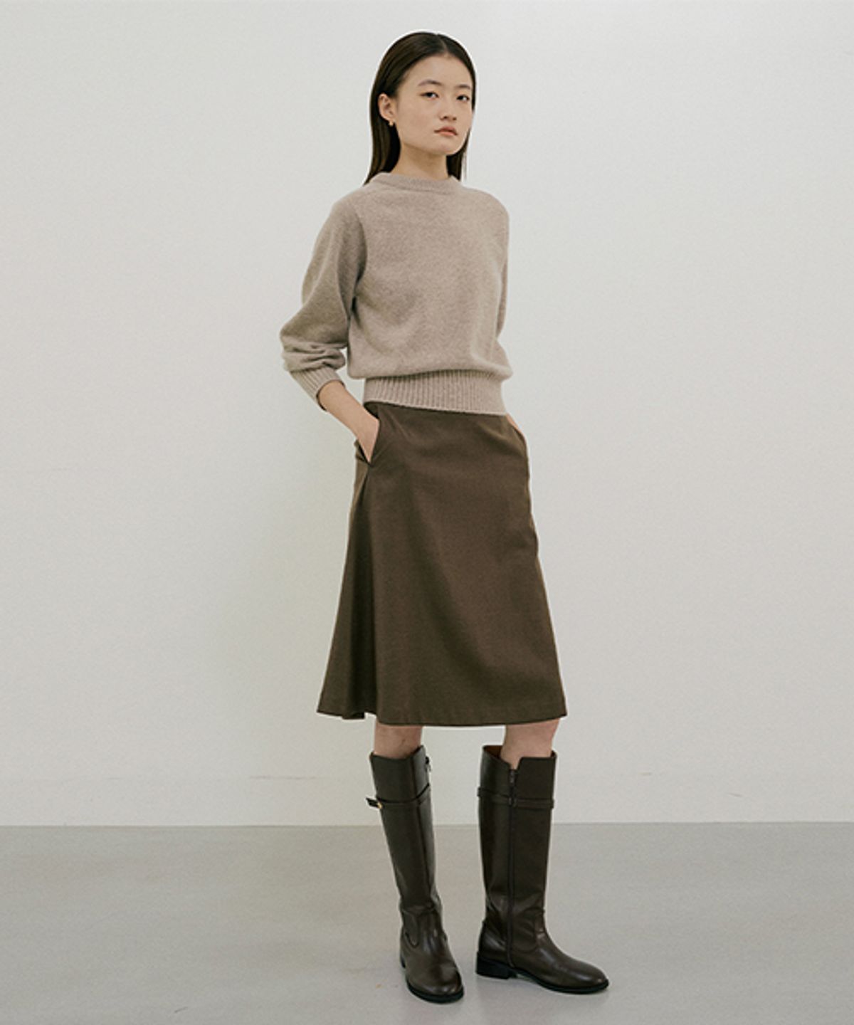 링서울(LINGSEOUL) midi flared skirt-brown