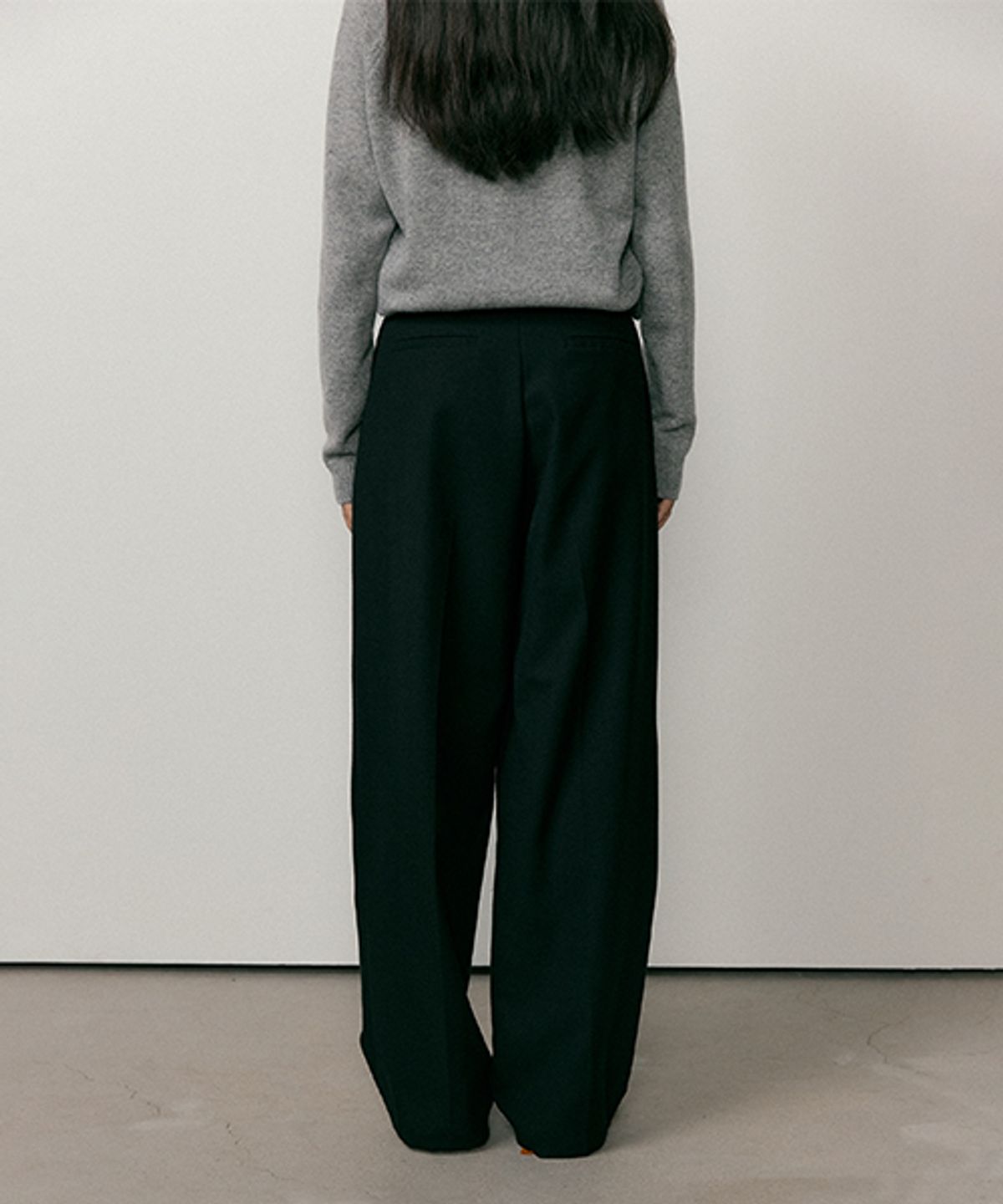 링서울(LINGSEOUL) two tuck wide pants-black
