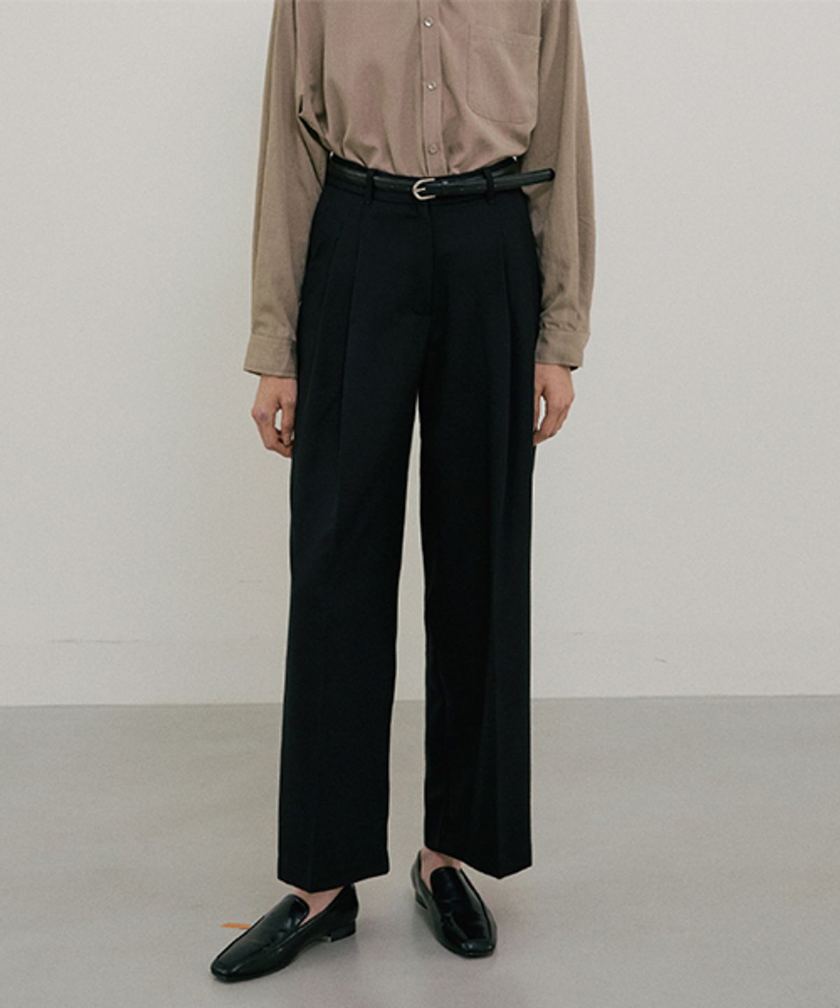 링서울(LINGSEOUL) two tuck wide pants-black