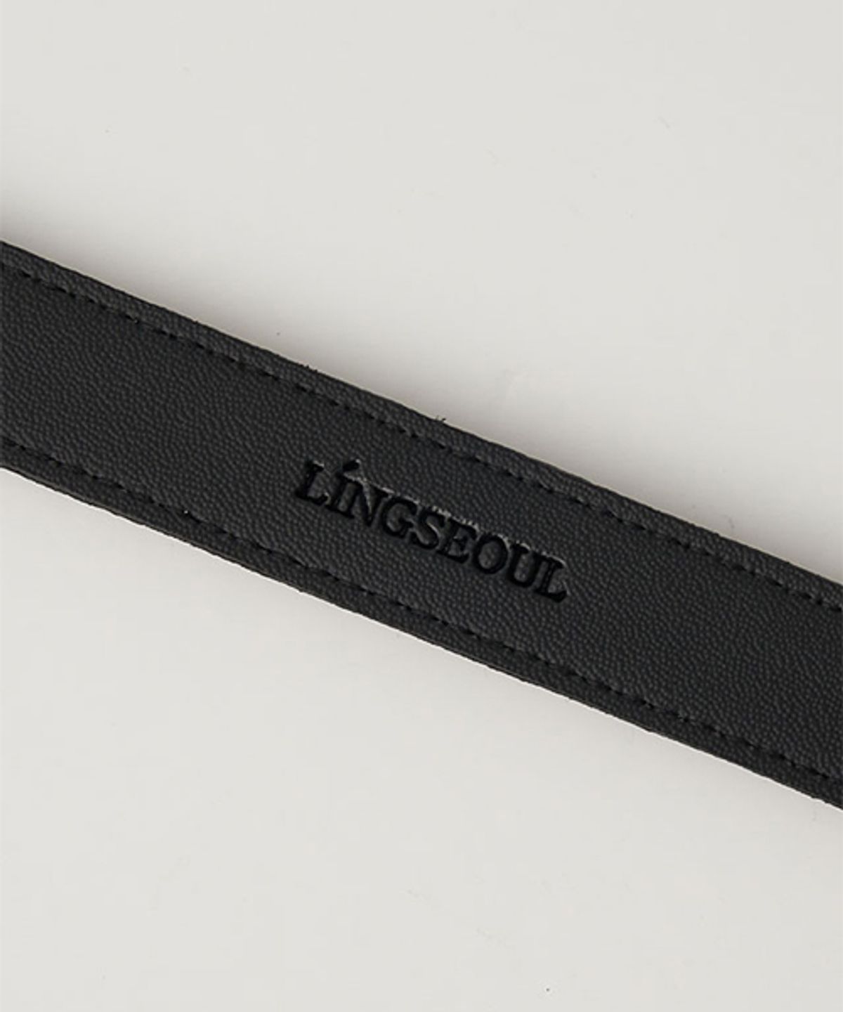 링서울(LINGSEOUL) [선물옵션] 20mm leather crack belt - [silver/gold]
