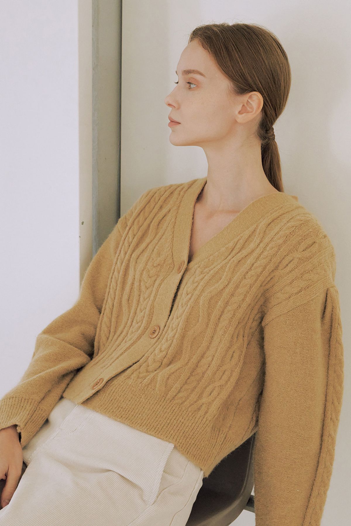 더페니(THE PENNY) CABLE CARDIGAN KNIT