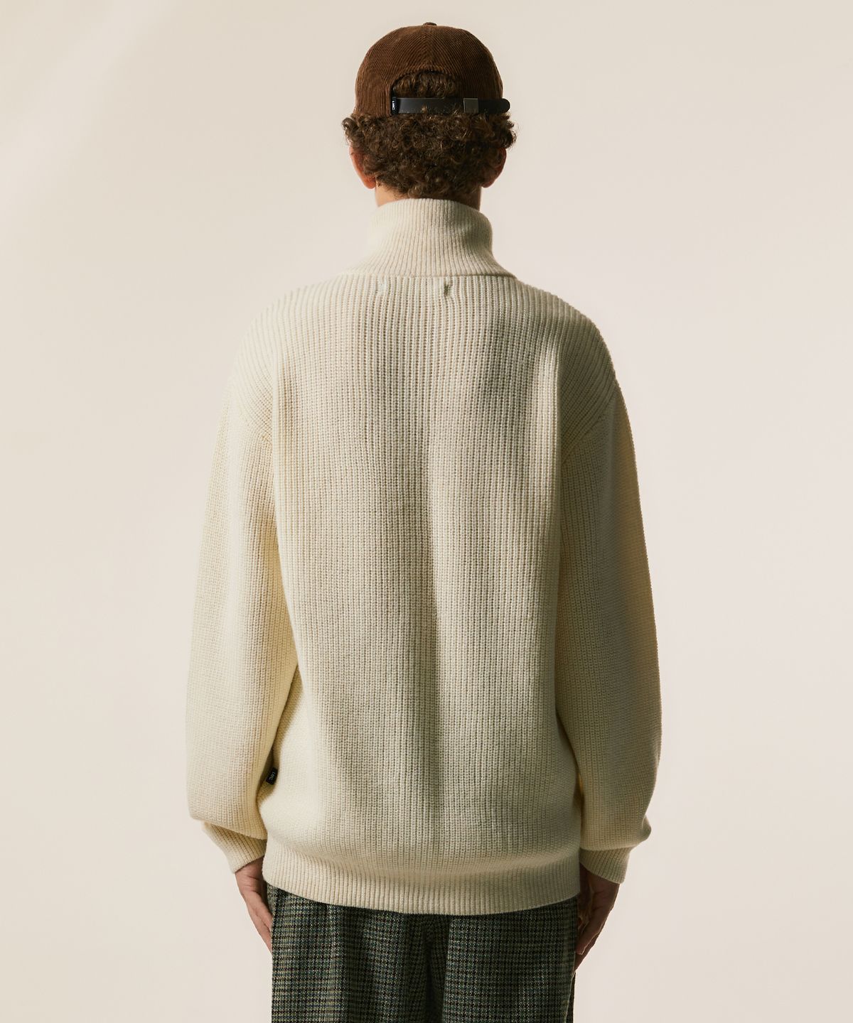 엘엠씨(LMC) SCRIPT HIGH NECK ZIP-UP KNIT CARDIGAN black