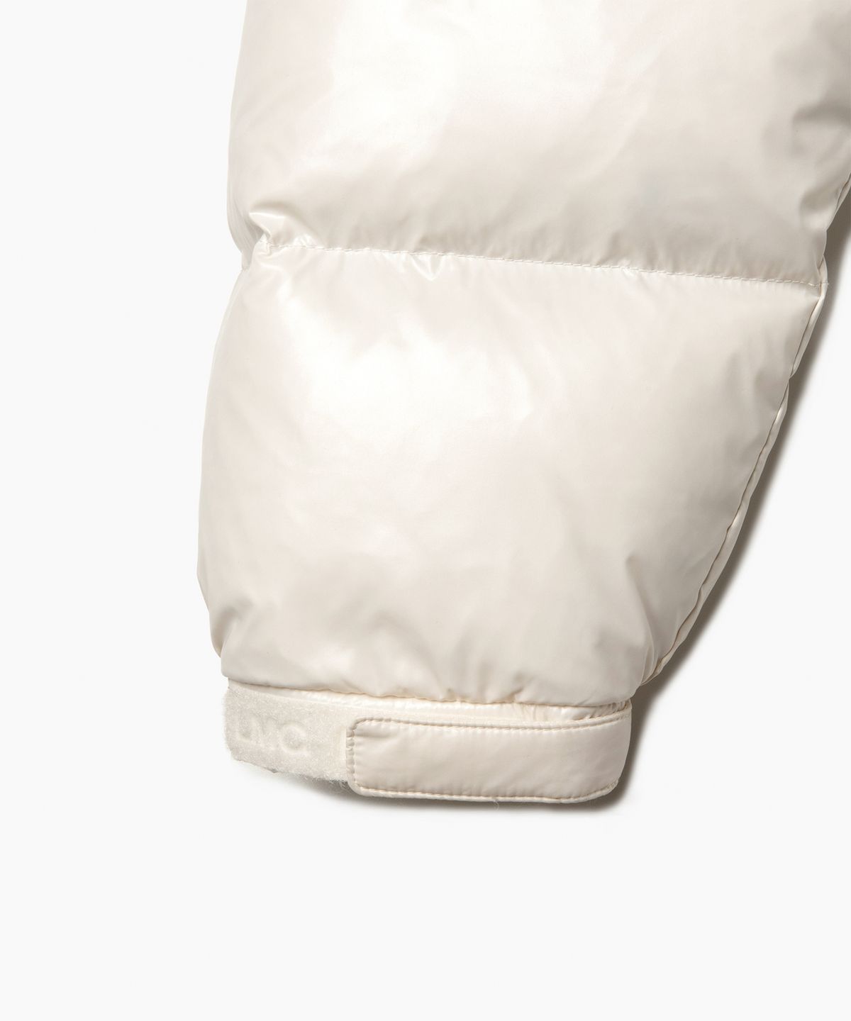 엘엠씨(LMC) OG GLOSSY PUFFER DUCK DOWN PARKA cream