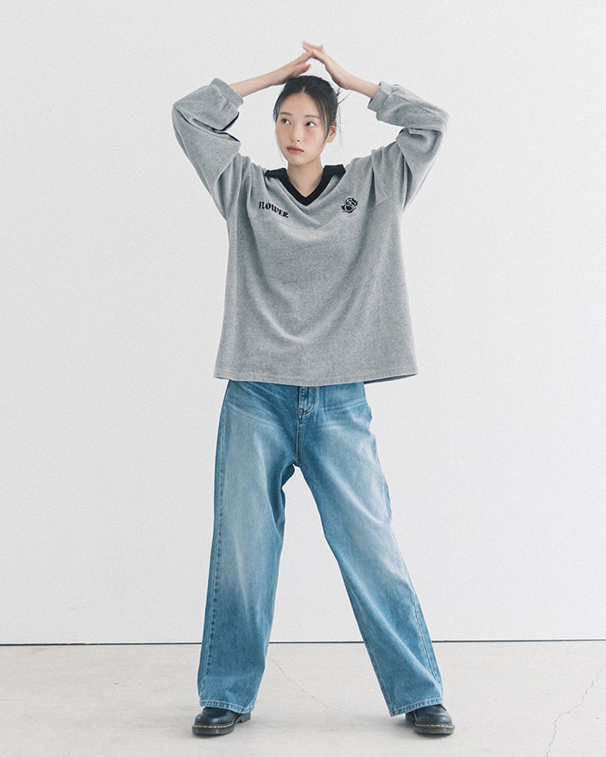 해비즘(HAVISM) OVERSIZE VELOUR V-NECK L/S TEE(GREY)