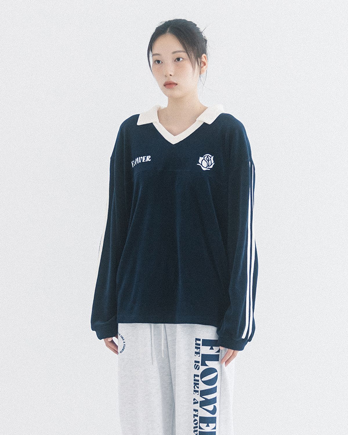 해비즘(HAVISM) OVERSIZE VELOUR V-NECK L/S TEE(NAVY)