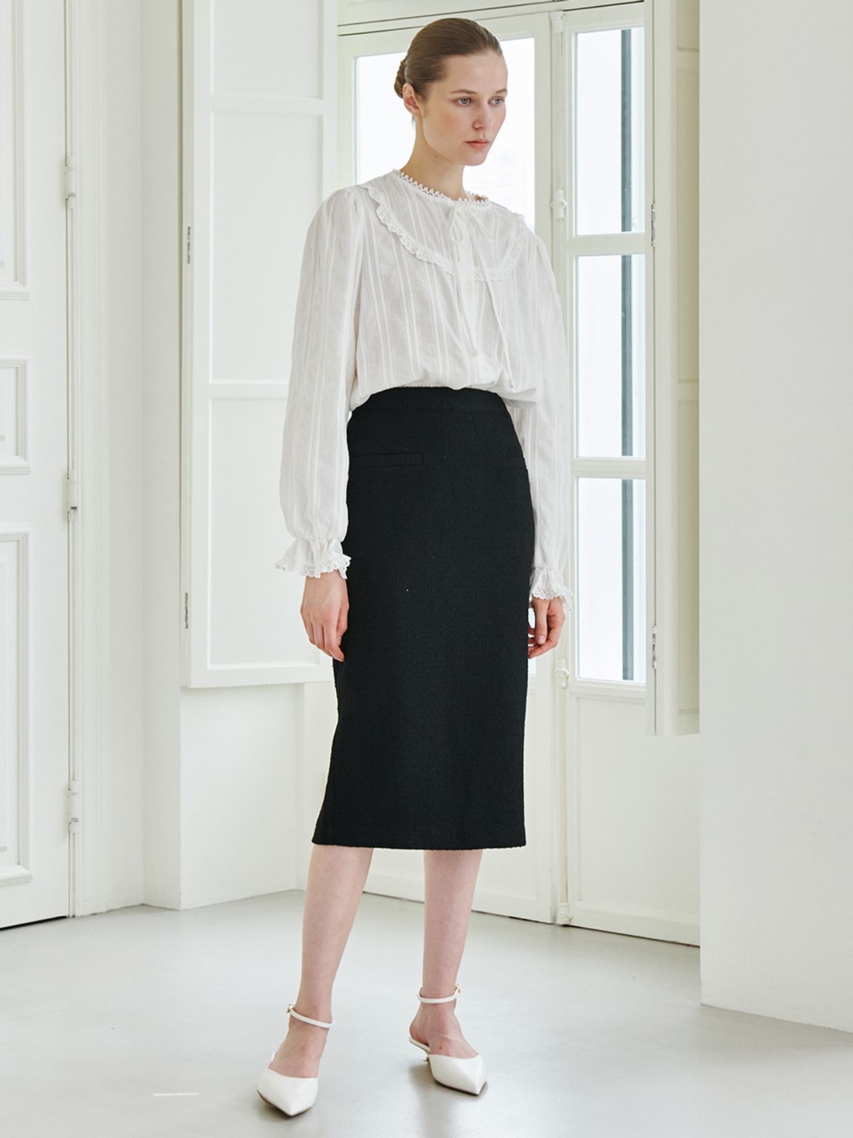누브(NOUVE) Tweed Welt Pocket Skirt -Black