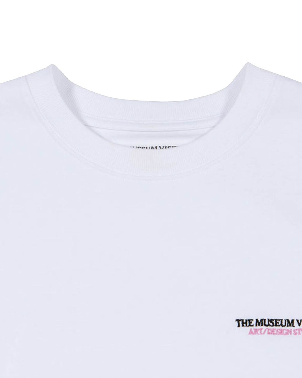 더뮤지엄비지터(THEMUSEUMVISITOR) LOGO SPRAY WASHED T-SHIRTS (WHITE)