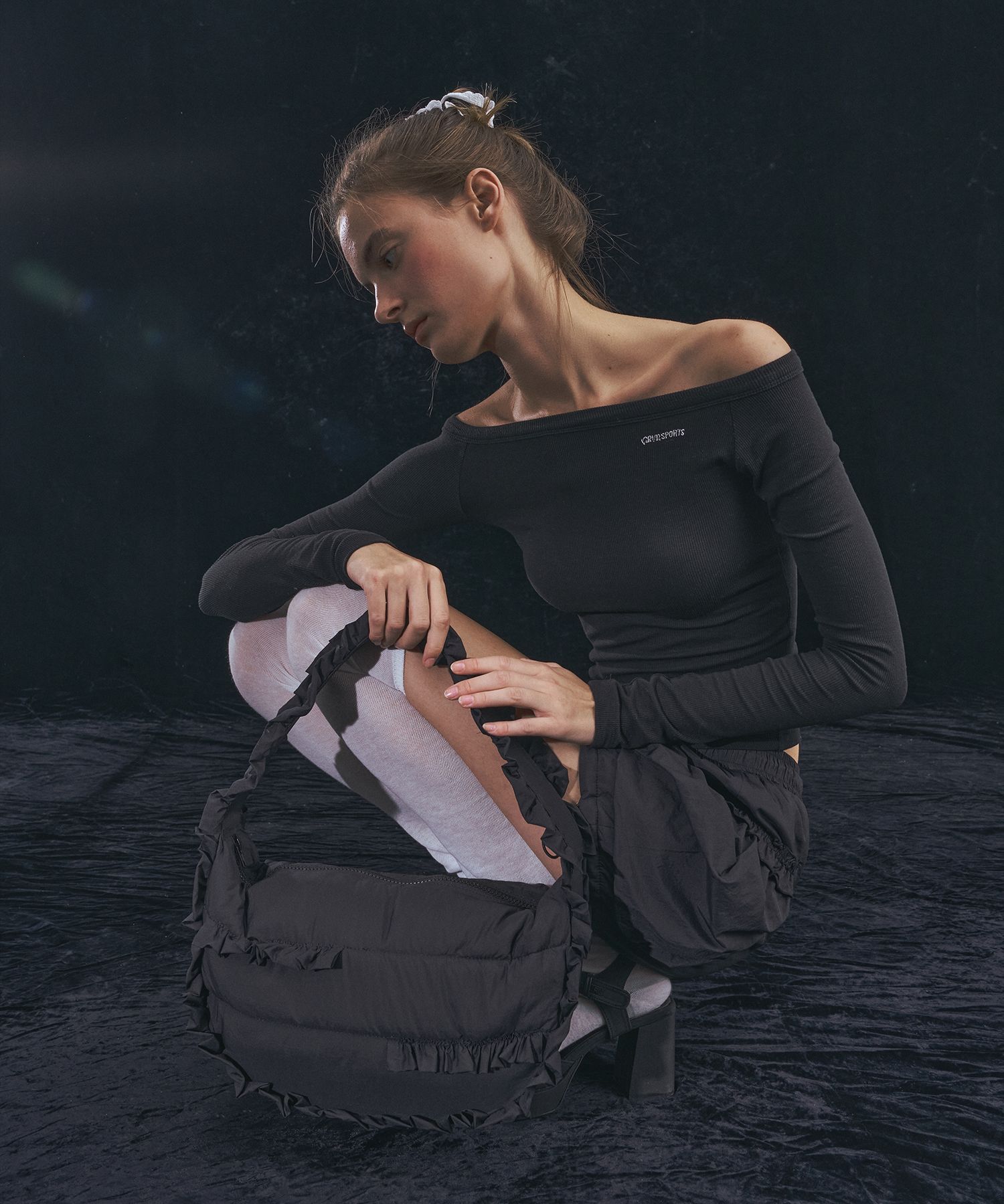 ★2023FW新作★MUSINSAXGROVE★GRVR SPORTS_FRILL BAG MUSINSA | GROVE GRVR SPORTS_Frill bag_BLACK