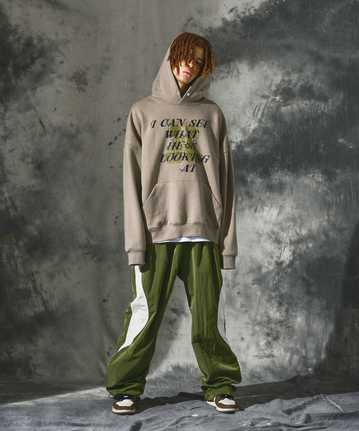 도미넌트(DOMINANT) [Heavy Cotton]I See hoodie_Beige Brown