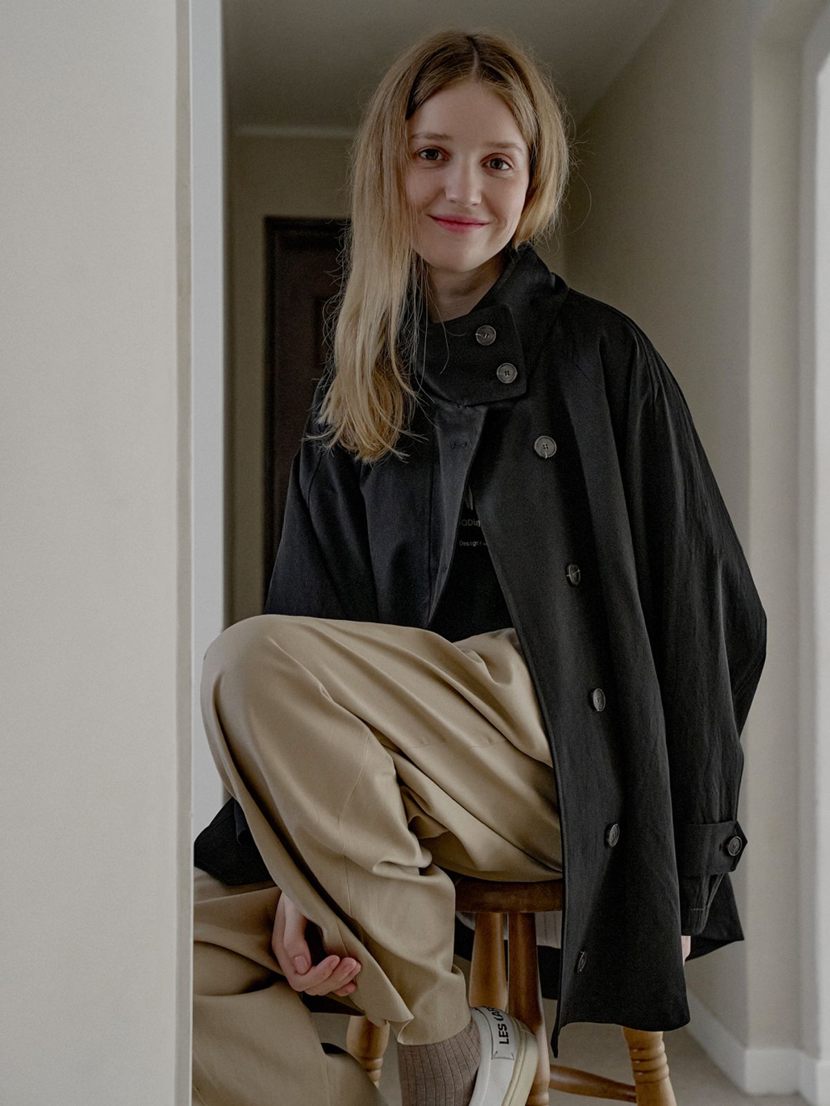 아방(AVANT-G) Oversize Half Trench Coat - BLACK