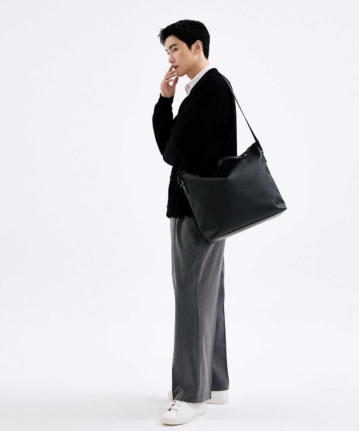 베드포드일레븐스(BEDFORD11TH) 15인치 수납 펑셔널2웨이 라지메신저백 [black]