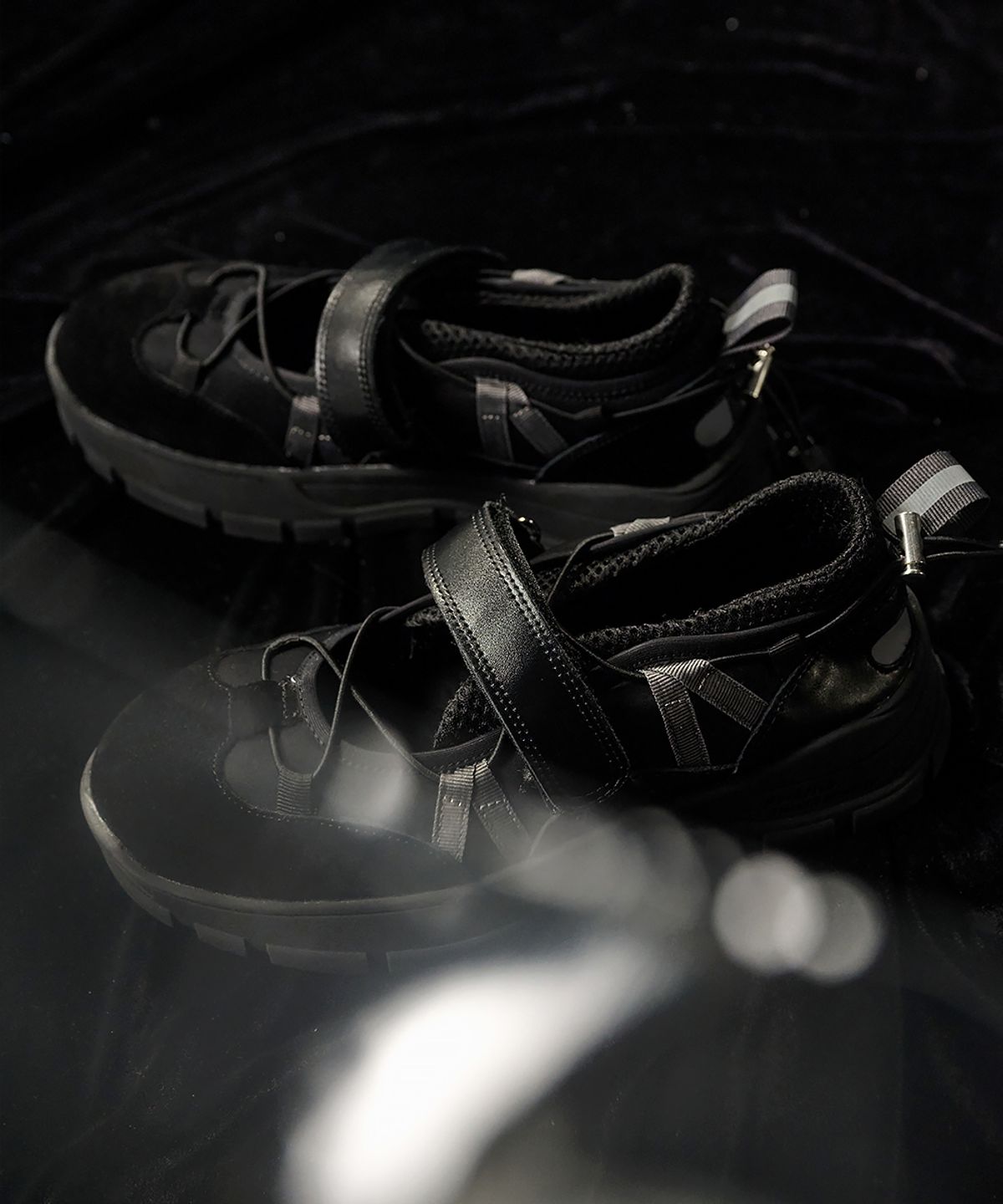 락피쉬웨더웨어(ROCKFISH WEATHERWEAR) BRYN VELCRO SNEAKERS - 2color