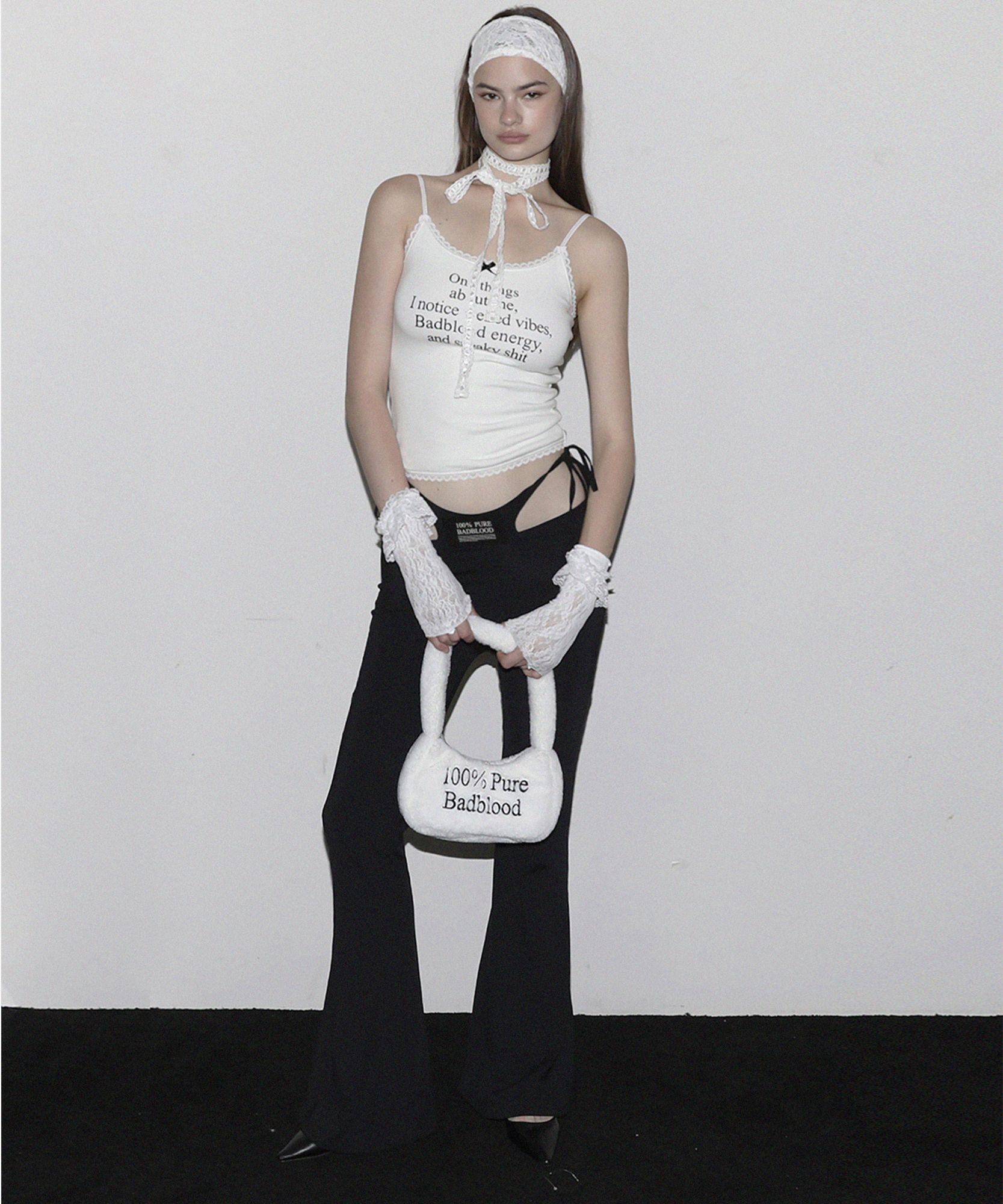 ★韓国人気★BADBLOOD★Dont Cry G String Brush Cut Pants BADBLOOD] Dont Cry G String Brush Cut Pants - White | もごつ