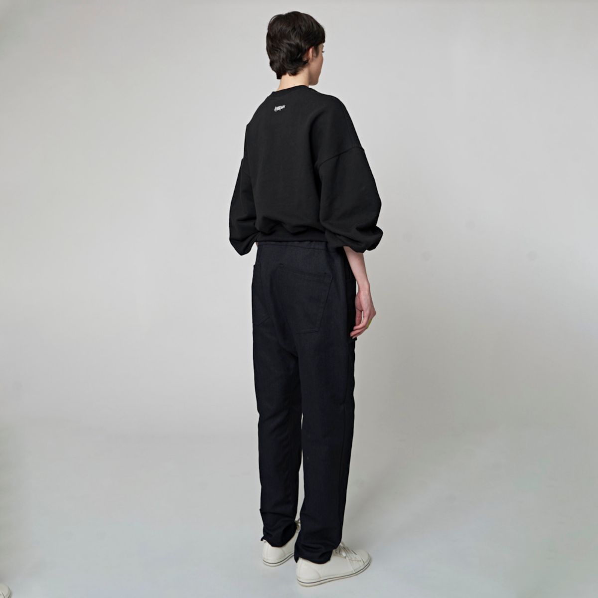 애스플래폼(ATHPLATFORM) AW32TL04 플랩포켓 스웻셔츠_블랙