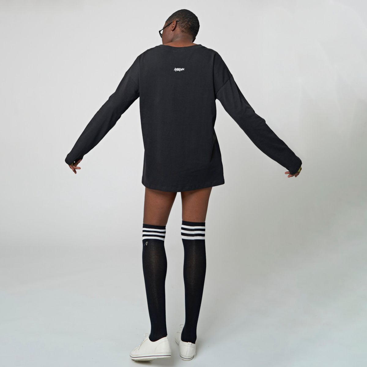 애스플래폼(ATHPLATFORM) AU32TL02 루즈핏 레이어탑_블랙