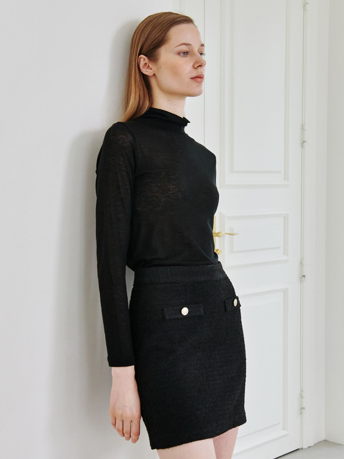 누브(NOUVE) Classic Turtleneck T-Shirt - Black
