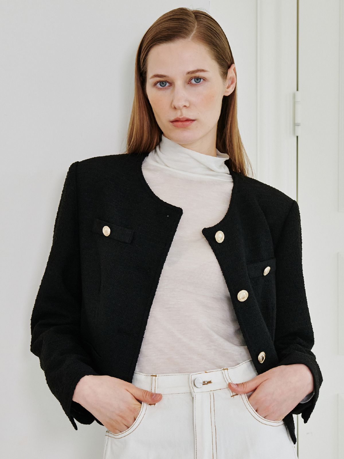 누브(NOUVE) Classic Turtleneck T-Shirt - Ivory