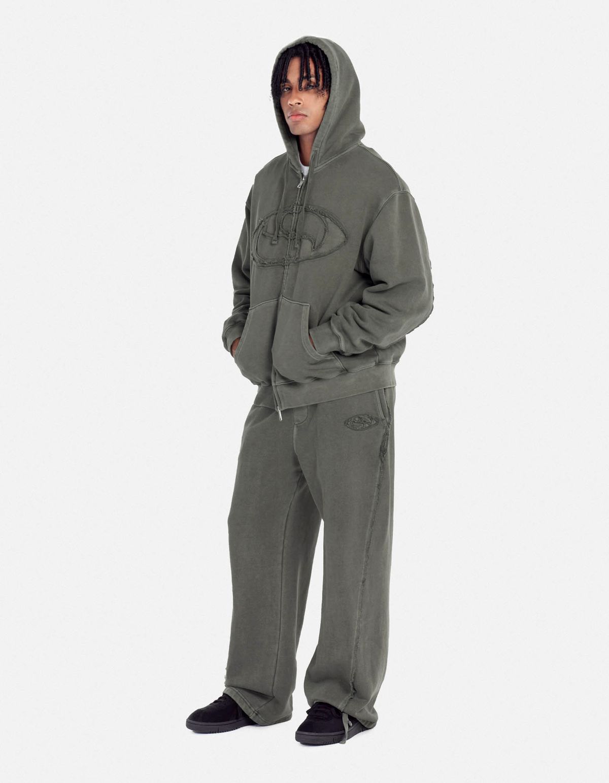 로어즈(LORES) Pigment Dyed Sweatpants - Slate