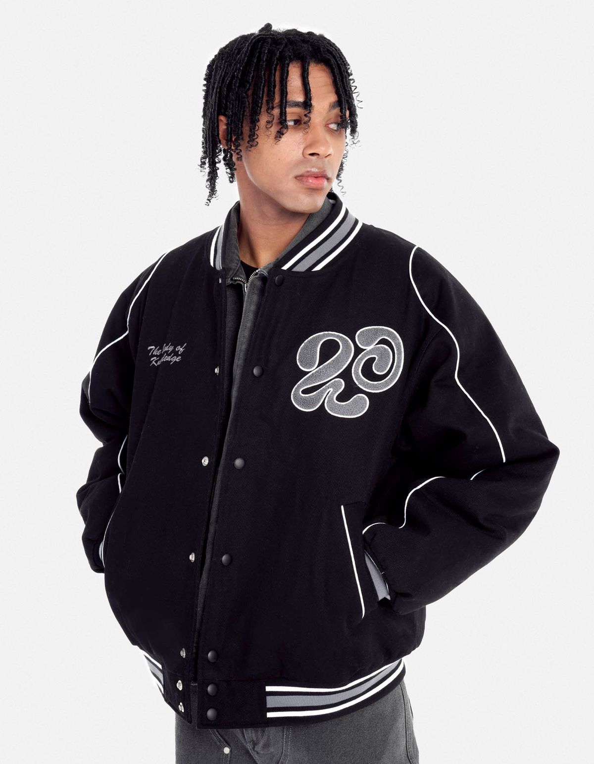 로어즈(LORES) Meditation Varsity Jacket - Black