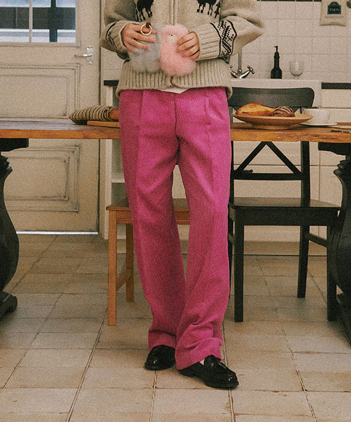 론론(RONRON) PINTUCK CORDUROY PANTS PURPLE