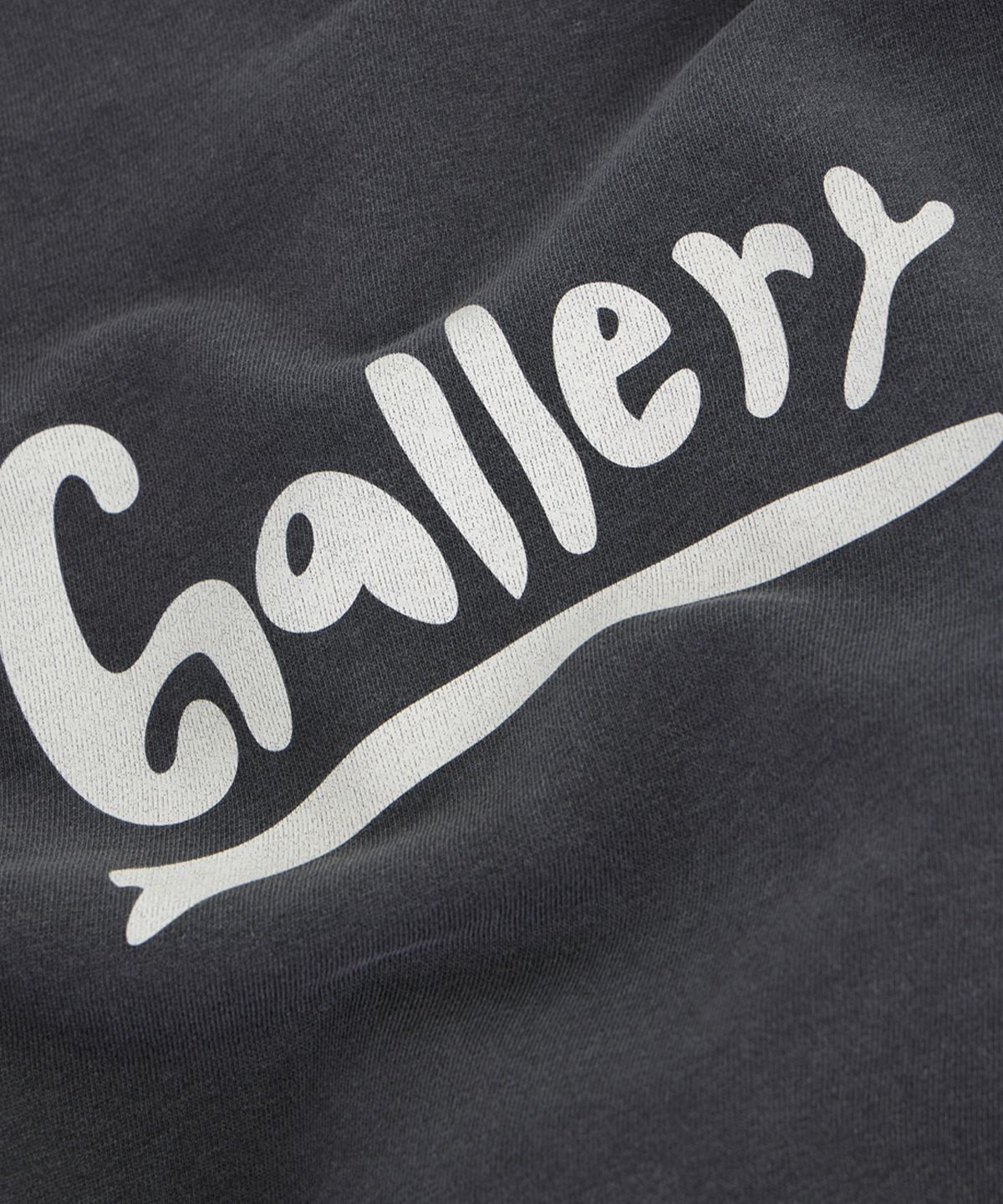 1011갤러리(1011 GALLERY) Gallery Wave Logo Graphic Sweatshirt - Charcoal Grey