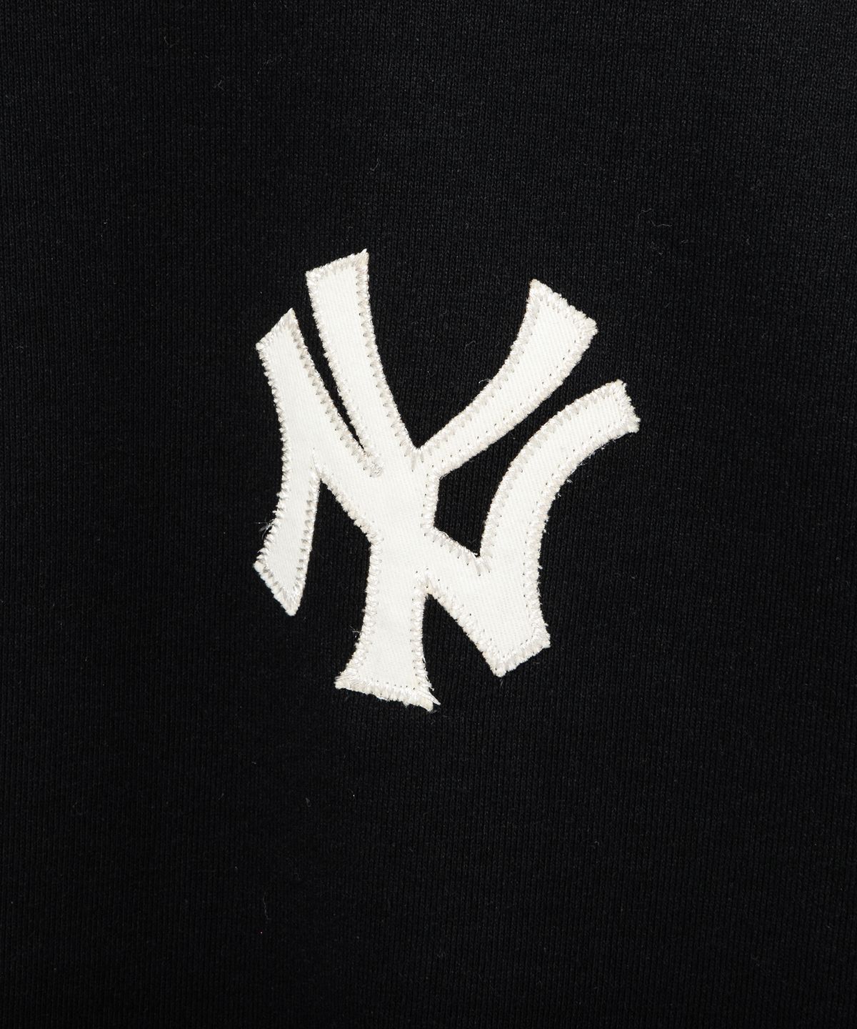 뉴에라(NEW ERA) MLB 뉴욕양키스 하프 집업 블랙