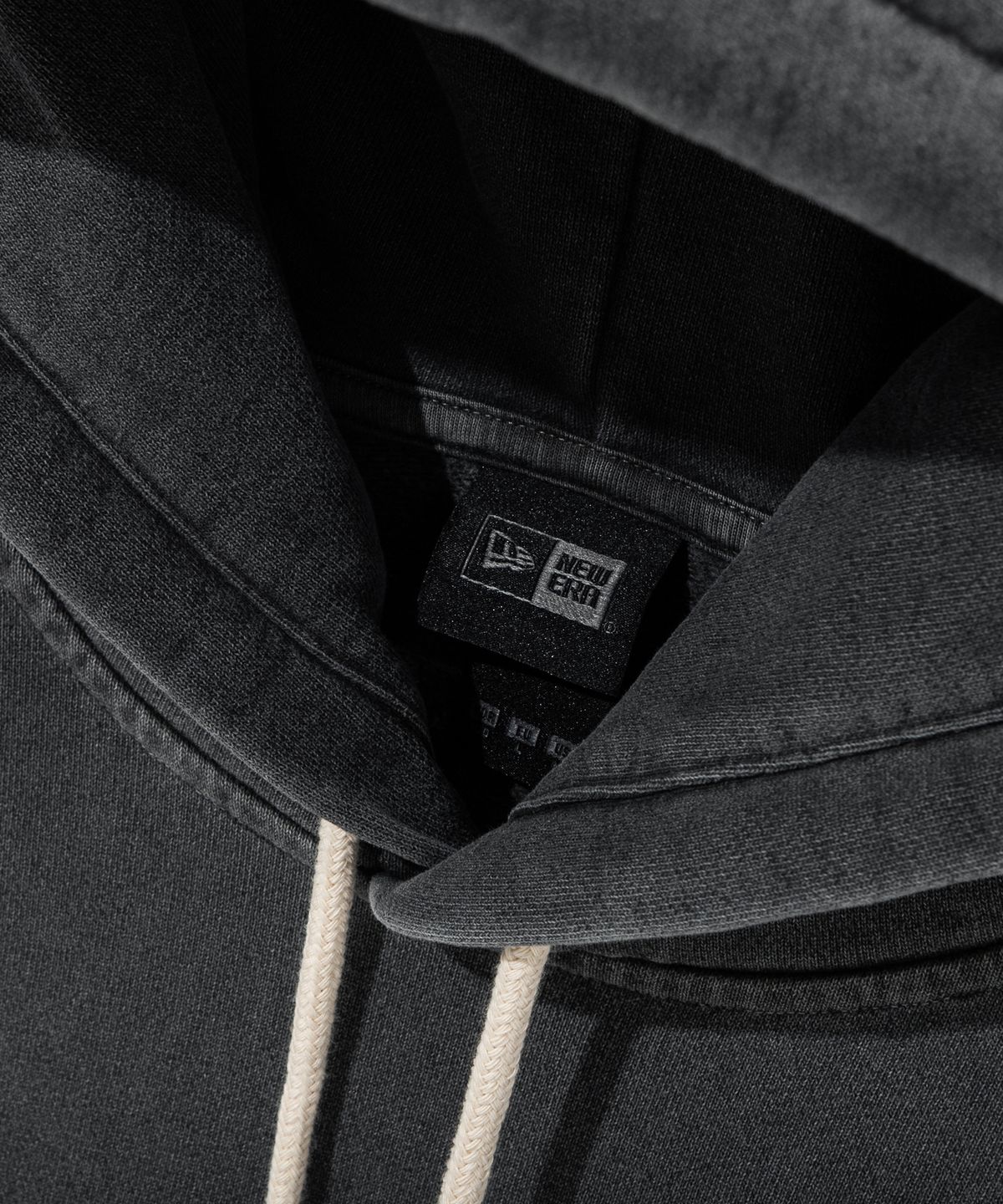 뉴에라(NEW ERA) MLB 뉴욕양키스 스크립트 후드 차콜