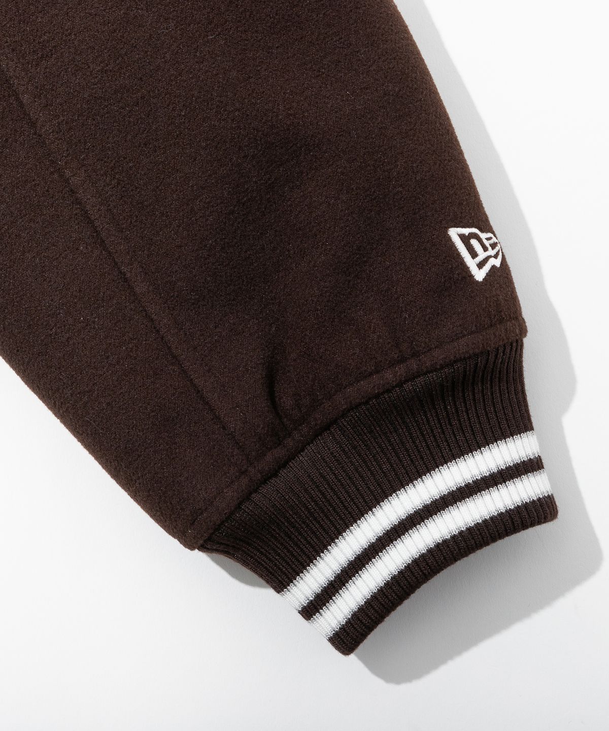뉴에라(NEW ERA) MLB 뉴욕양키스 멜튼 스타디움 재킷 퍼플/브라운