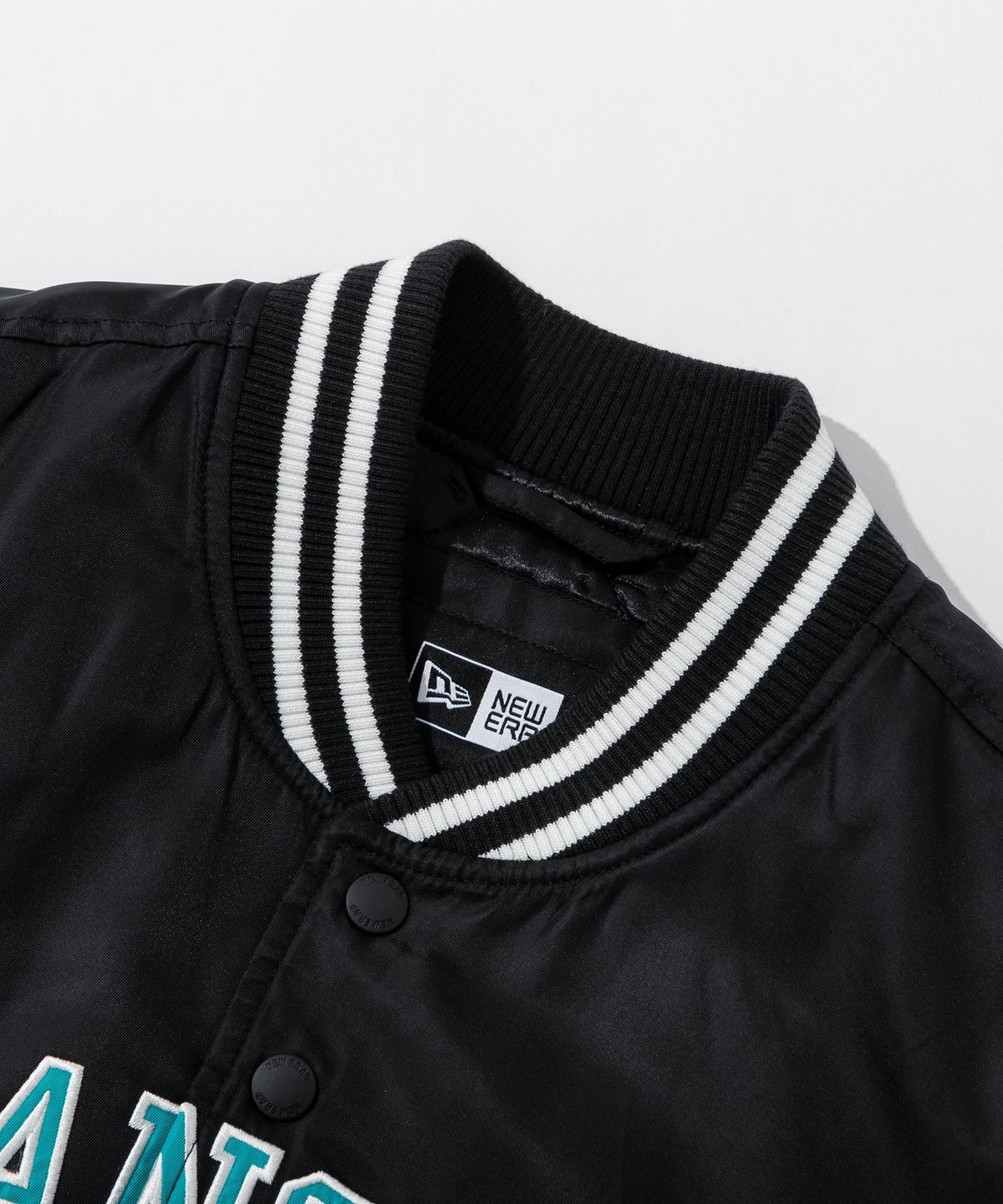 뉴에라(NEW ERA) MLB LA다저스 아치로고 나일론 스타디움 재킷 블랙