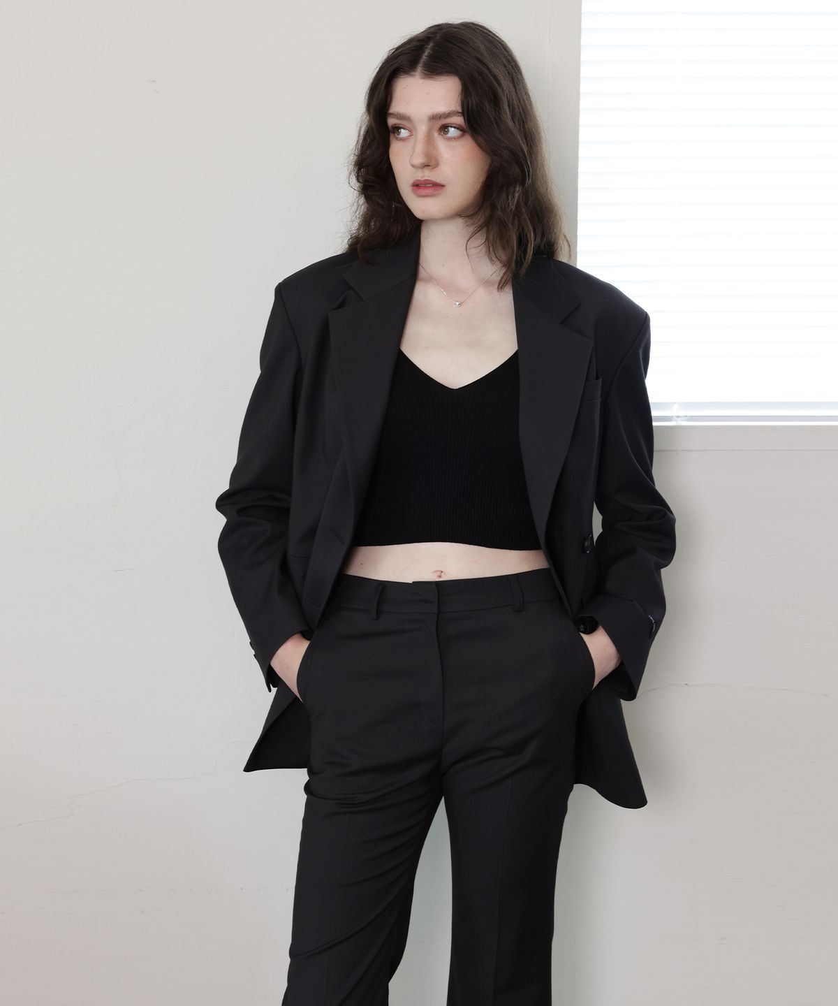 러브참(LOVECHARM) [모니카 부츠컷 슬랙스 팬츠_챠콜] Monica Bootcut Slacks Pants_Charcoal