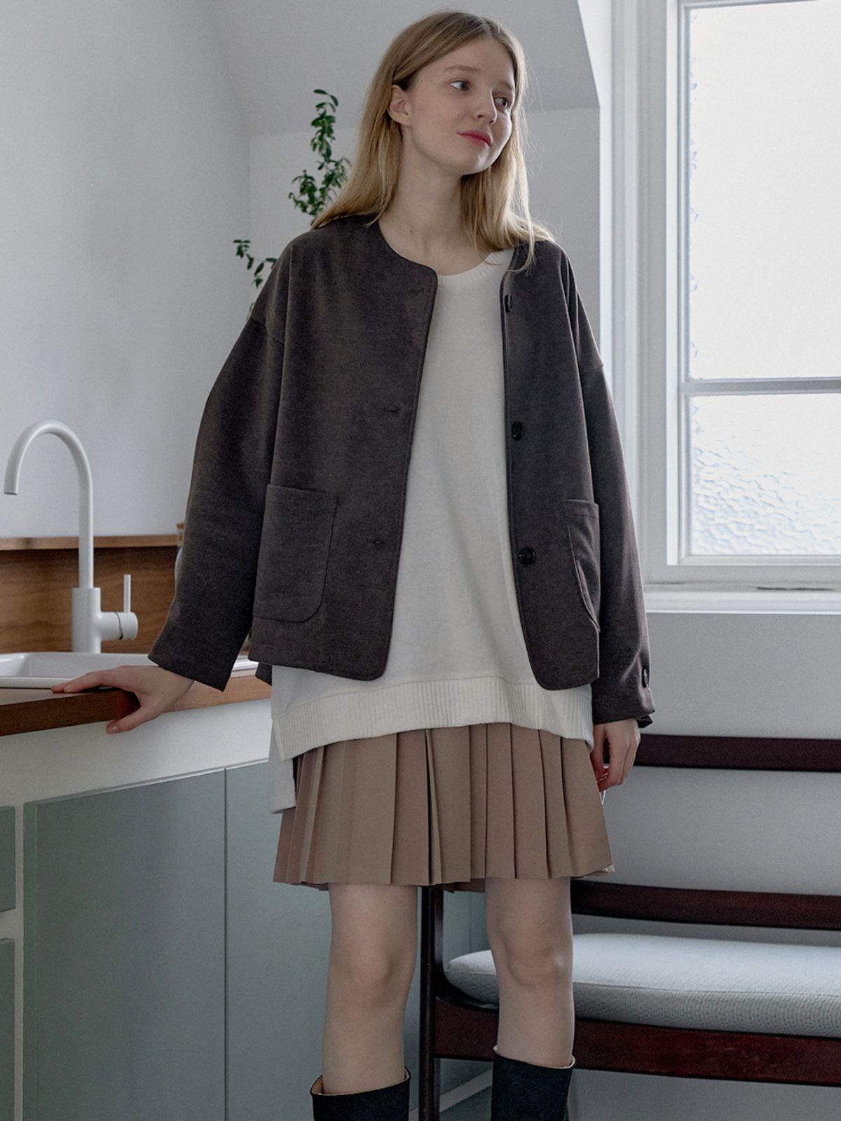 아방(AVANT-G) Overfit Round TR Jacket - BROWN