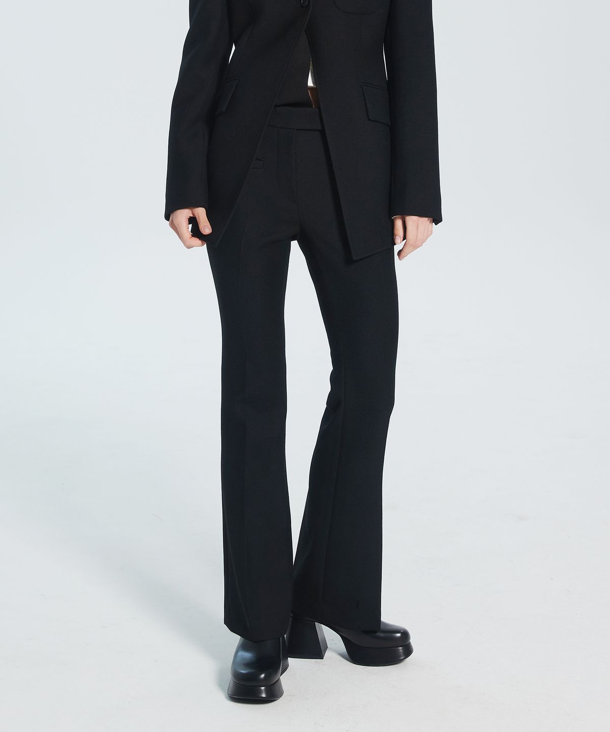 라클레르(RACLEUR) RA 세미 부츠컷 울 슬랙스[BLACK]