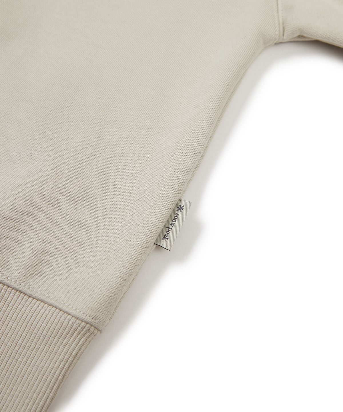 스노우피크 어패럴(SNOWPEAK APPAREL) 랜드 우먼스 모크넥 세미 크롭 기모 맨투맨 Light Beige (S23FWFHT67)