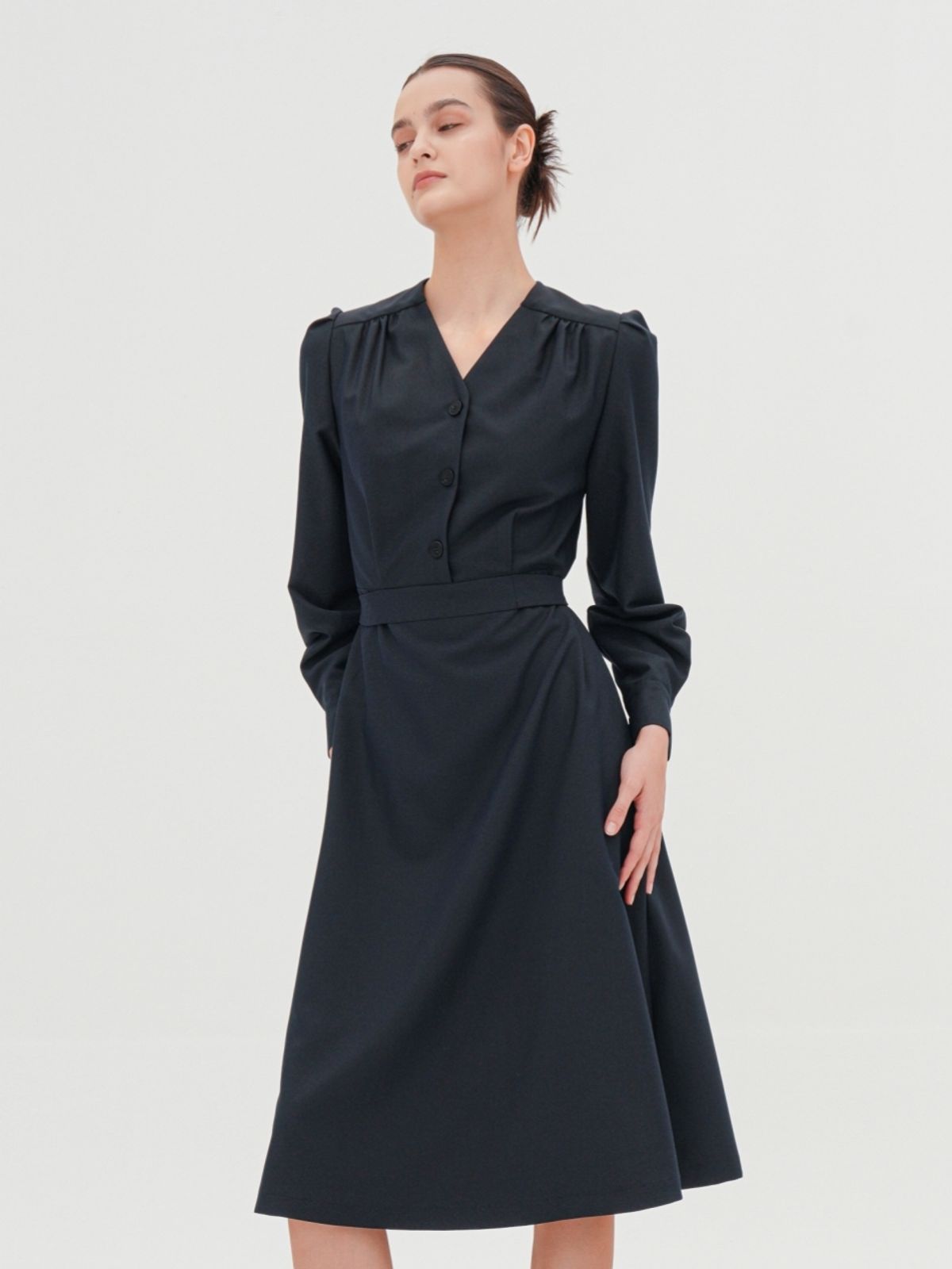 아쿠드(ACUD) V-neck Long Sleeve Shirt Dress _Navy