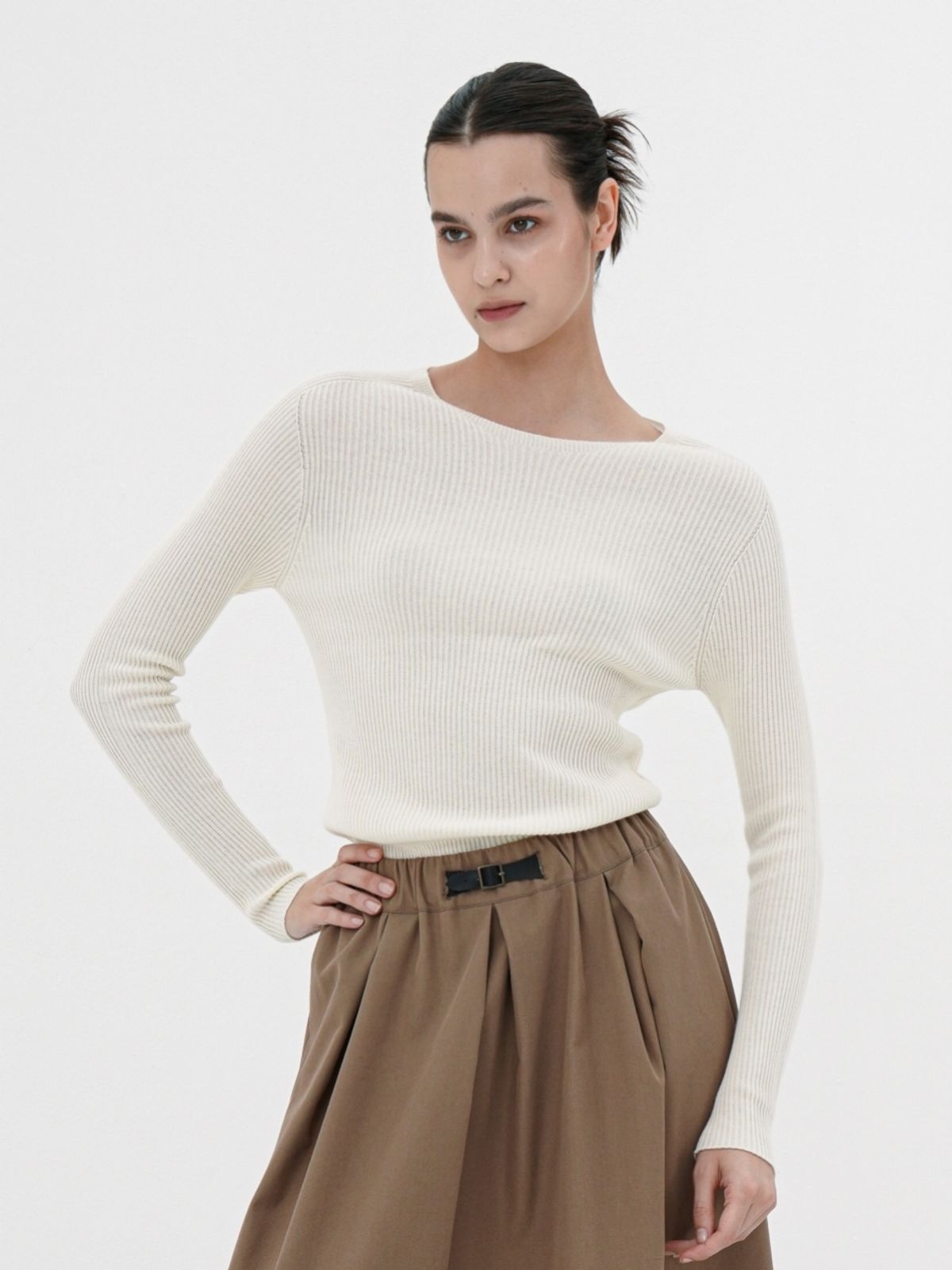 아쿠드(ACUD) Round Neck Ribbed Knit _Ivory